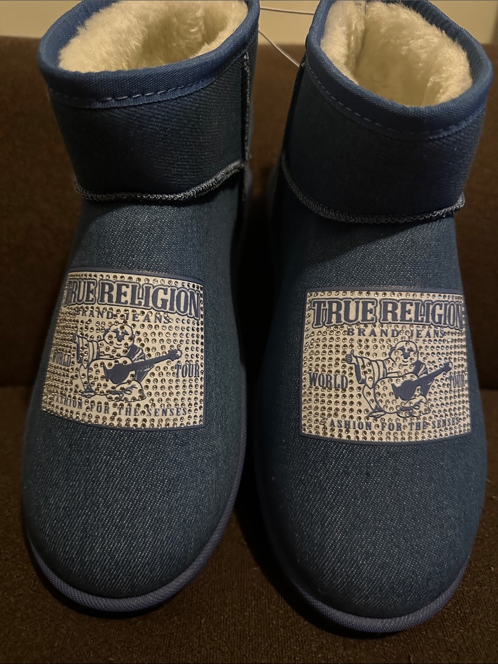 True Religion Zara Denim Cozy Faux Shearling Boots NWT Size 9.